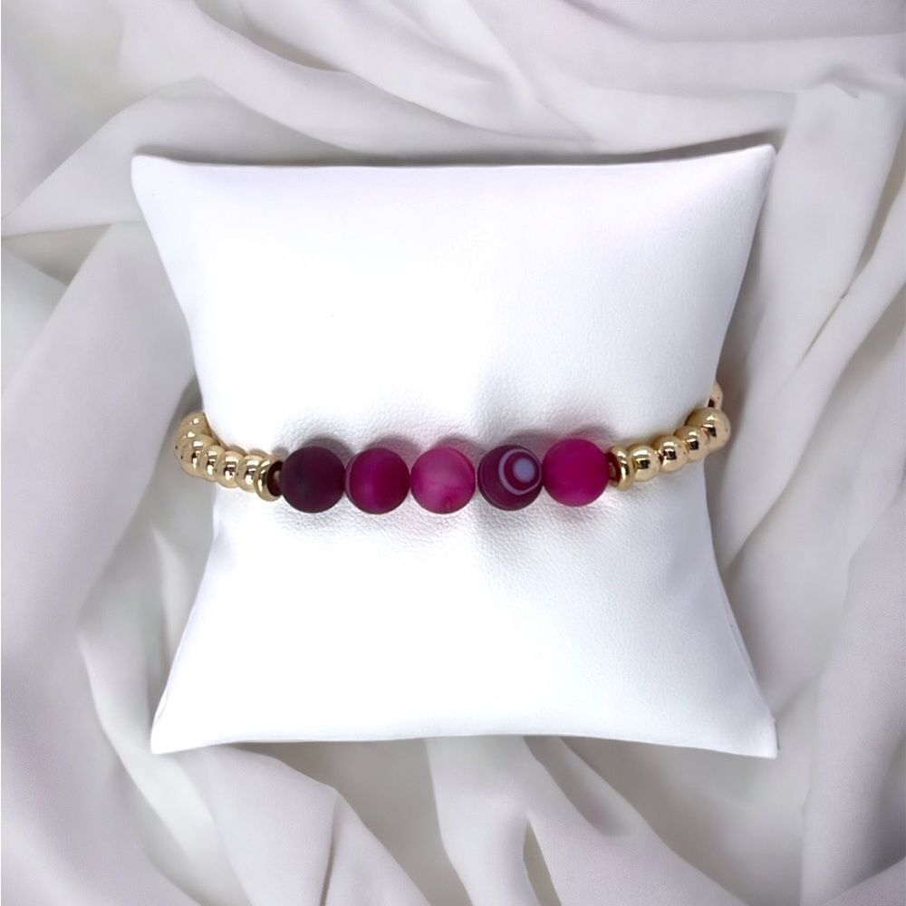 NWT Wool + Pepper Co. Matte Fuchsia Striped Agate w/ 14K Gold Plated Beads